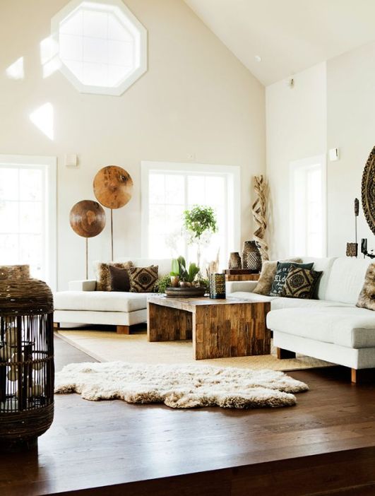 Great coastal living room full of textures and unique decor