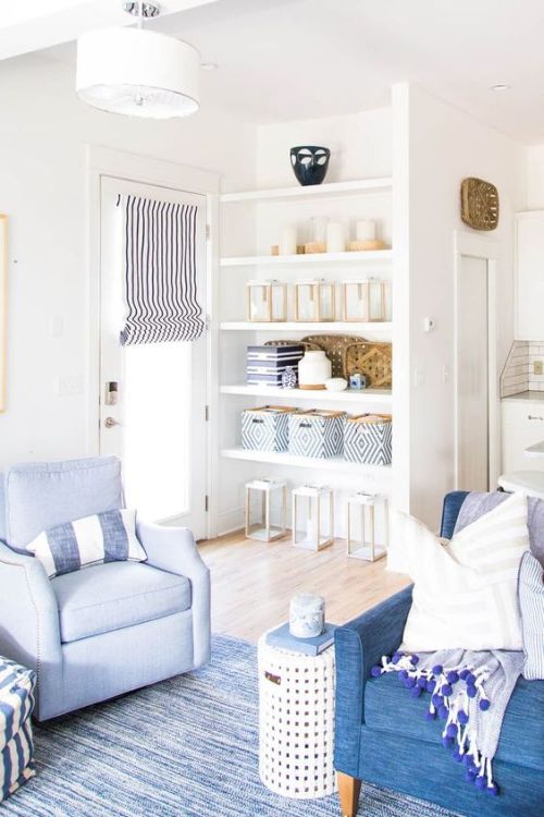 Coastal cottage with stripes and geometric patterns